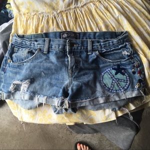 Adorable peace sign cutoffs